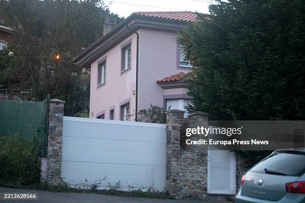 Outside the house where the facts have occurred in the rural area of Oviedo, on 29 April, 2025 in Oviedo, Asturias, Spain. A married couple has been...