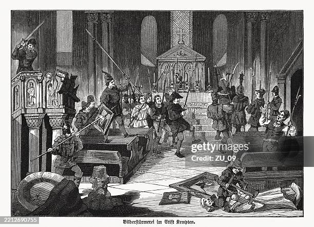 bildersturm im kloster kempten (bayern), 1525, holzstich, erschienen 1891 - schwaben stock-grafiken, -clipart, -cartoons und -symbole