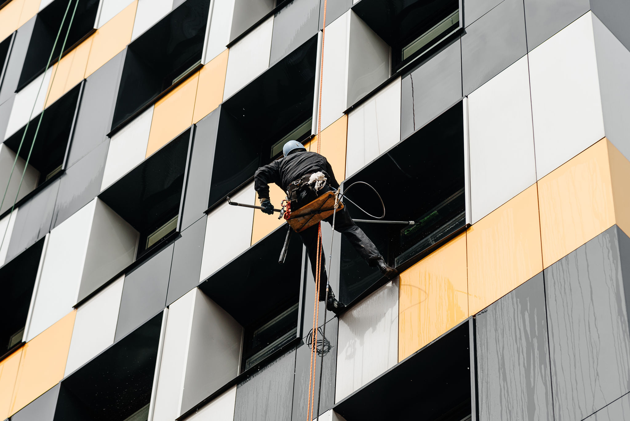 commercial window cleaning