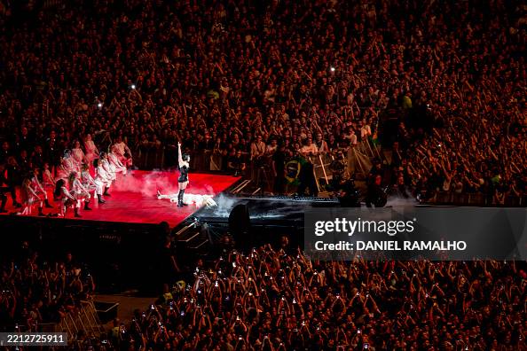 TOPSHOT-BRAZIL-ENTERTAINMENT-MUSIC-LADY GAGA TOPSHOT-BRAZIL-ENTERTAINMENT-MUSIC-LADY GAGA