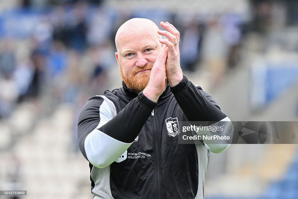 Colchester United v Barrow - Sky Bet League 2