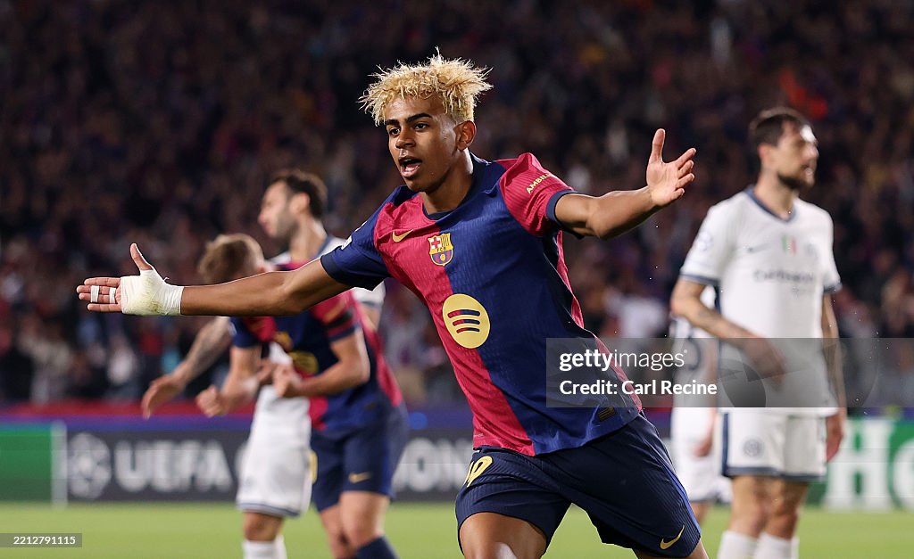 FC Barcelona v FC Internazionale Milano - UEFA Champions League 2024/25 Semi Final First Leg