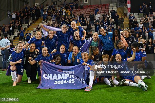 Chelsea Women players celebrate after winning the Barclays Women's Super League during a Barclays Women's Super League match between Manchester...