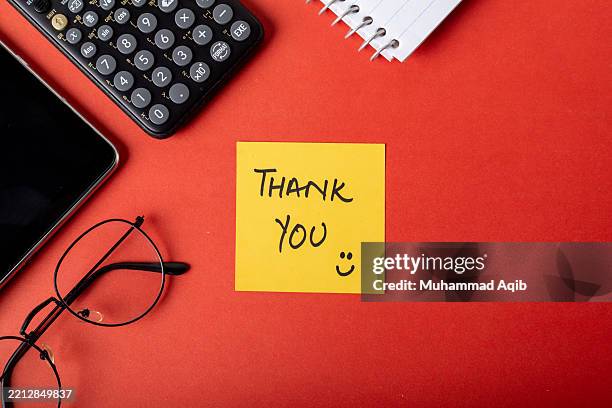 expressing thanks on a vibrant desk - gratitude journal stock pictures, royalty-free photos & images