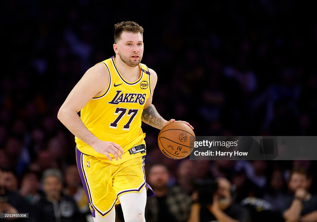 Minnesota Timberwolves v Los Angeles Lakers - Game Five