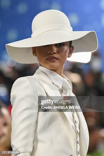 US-ENTERTAINMENT-FASHION-METGALA-CELEBRITY-MUSEUM-RED CARPET US-ENTERTAINMENT-FASHION-METGALA-CELEBRITY-MUSEUM-RED CARPET