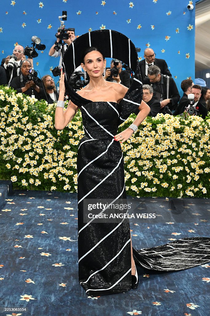 US-ENTERTAINMENT-FASHION-METGALA-CELEBRITY-MUSEUM-RED CARPET