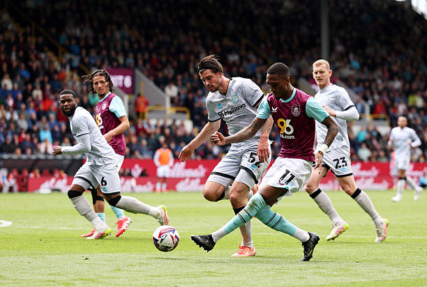 Brentford FC vs. Burnley FC Prediction, Odds, Picks - Nov 29