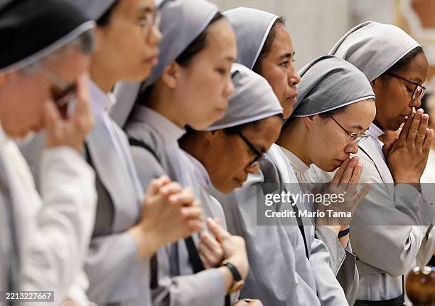 Nuns pray during the eighth Novemdiales mass held for the late Pope Francis in St. Peters Basilica on May 03, 2025 in Vatican City, Vatican. Funeral...