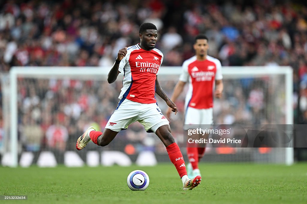 Arsenal FC v AFC Bournemouth - Premier League