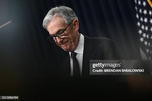 🟥 "Futures azionari americani stabili: la Fed mantiene i tassi fermi, ma avverte di rischi crescenti per inflazione e disoccupazione"