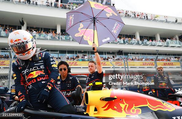 Oracle Red Bull Racing Japan Yuki Tsunoda of Japan and Oracle Red Bull Racing on the grid during ...
