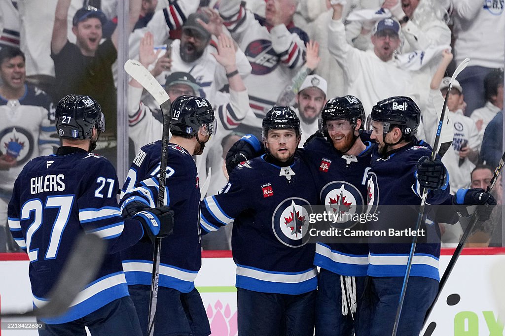 St Louis Blues v Winnipeg Jets - Game Seven