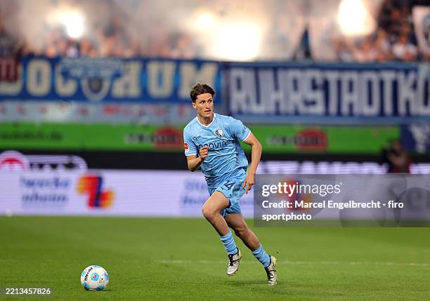 Tim Oermann of VfL Bochum 1848 plays the ball during the Bundesliga match between 1. FC Heidenheim 1846 and VfL Bochum 1848 at Voith-Arena on May 2,...