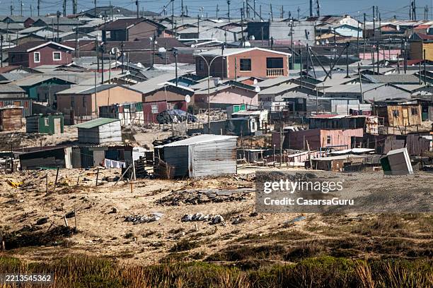 vast township of khayelitsha in cape town - khayelitsha south africa township stock pictures, royalty-free photos & images