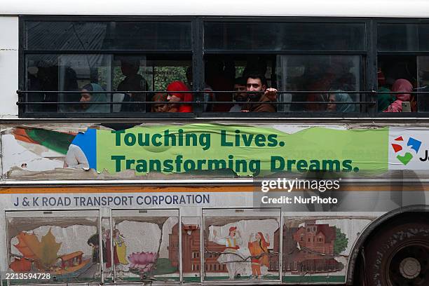 People living on the line of control move towards safer places after border shelling between India and Pakistan starts in Uri, Jammu and Kashmir,...