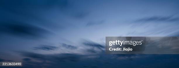 black cloud background - dramatic night sky stock pictures, royalty-free photos & images