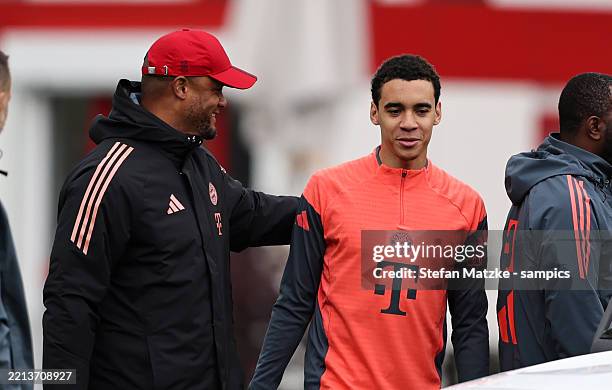 FC Bayern Munich Training Session, Nachrichtenfoto