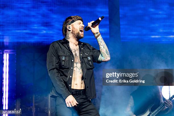 Caleb Shomo of Beartooth performs at Smoothie King Center on May 06, 2025 in New Orleans, Louisiana.