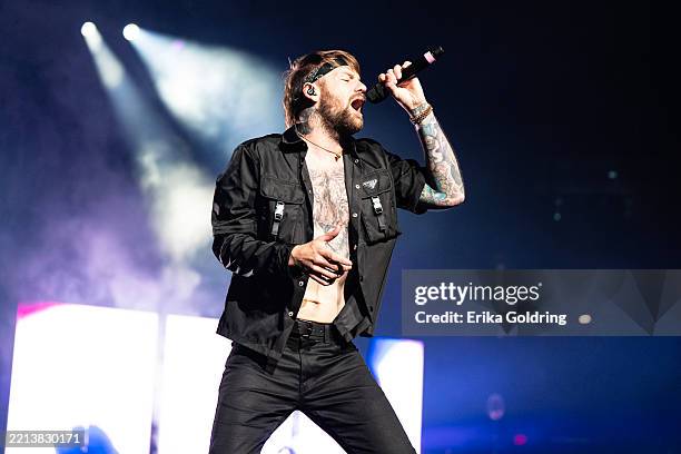Caleb Shomo of Beartooth performs at Smoothie King Center on May 06, 2025 in New Orleans, Louisiana.