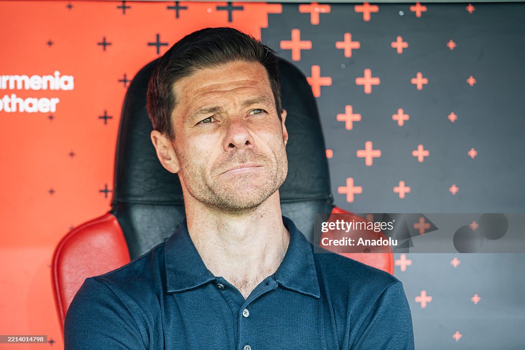 Bayer 04 Leverkusen v Borussia Dortmund - Bundesliga