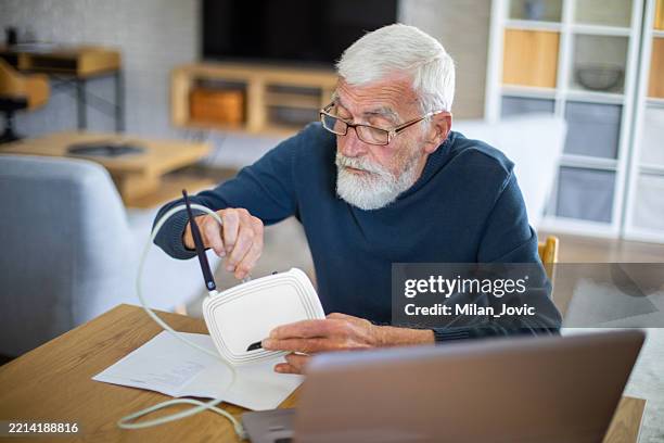 Man Using A Router 46 Fret Router Stock Photos, High-Res Pictures, and Images - Getty Images