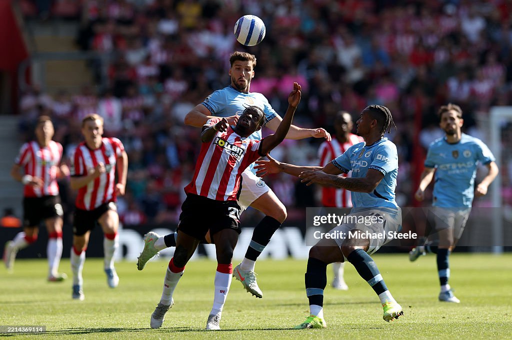 Southampton FC v Manchester City FC - Premier League