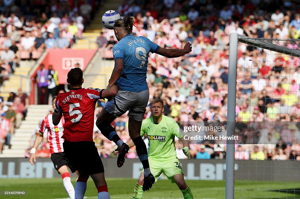 Southampton FC v Manchester City FC - Premier League