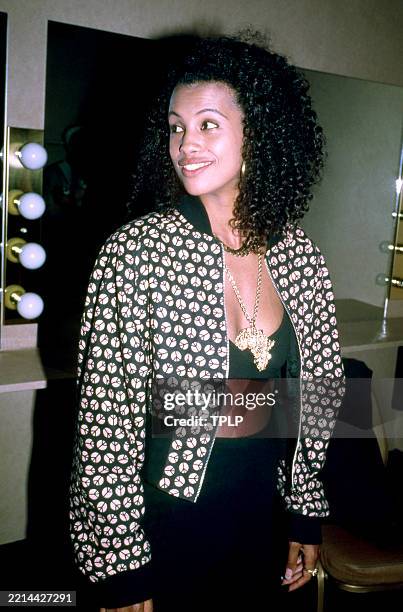 Swedish singer-songwriter and rapper Neneh Cherry stands in her dressing room before performing at the Roseland Ballroom in New York, New York,...