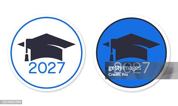 illustrations, cliparts, dessins animés et icônes de graduation 2027 mortarboard célébration année numéro icône symbole - toque de diplômé