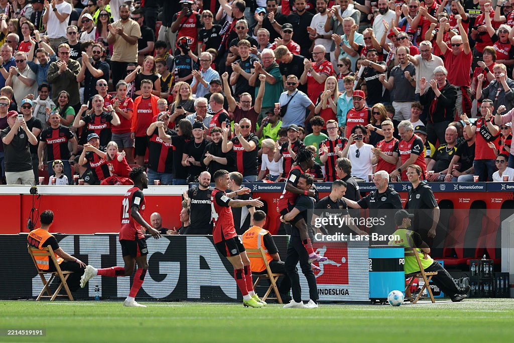 Bayer 04 Leverkusen v Borussia Dortmund - Bundesliga