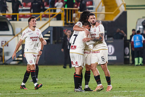 Universitario clasificó a octavos de final de Copa Libertadores. (Foto: Getty Images)