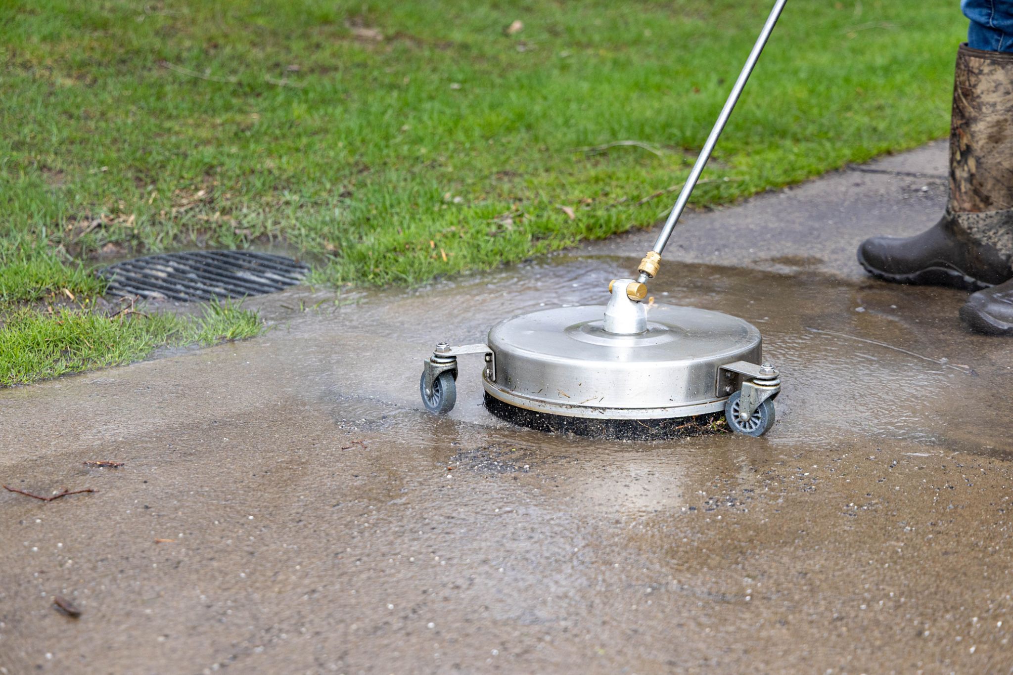 driveway cleaning service