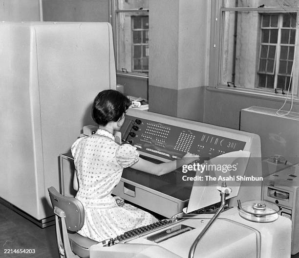 Transistorised Automatic Computer 1,846 Transistor Computer Stock Photos, High-Res Pictures, and Images ...