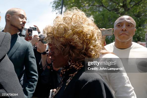 Paul Combs Ric Janice Combs arrives for the continuation of the jury selection phase ...