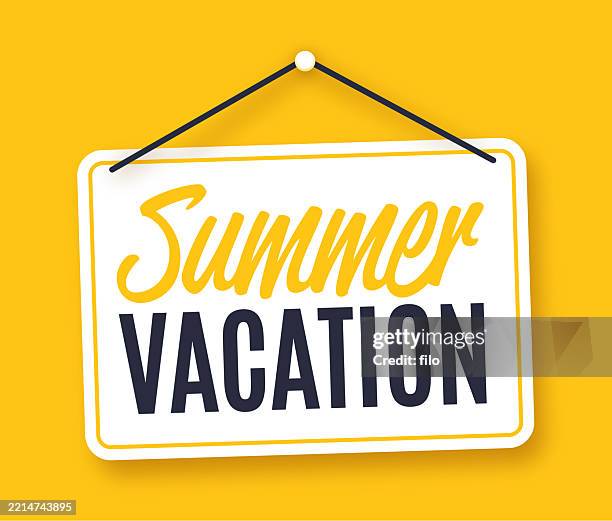 stockillustraties, clipart, cartoons en iconen met summer vacation retro hanging business sign - etalage
