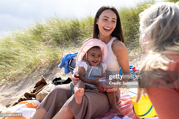 happy vibes by the sea - family day stock pictures, royalty-free photos & images