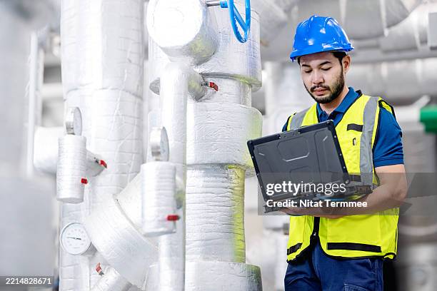 scheduling preventive and predictive maintenance avoids costly breakdowns and extends the lifespan of your water-cooled hvac system. - predictive maintenance stock pictures, royalty-free photos & images