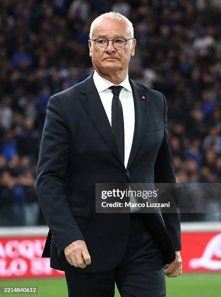 As Roma Coach AS Roma coach Claudio Ranieri looks on before the Serie A match... News ...