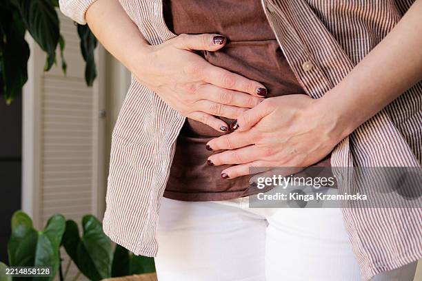 stomach ache - darmen stockfoto's en -beelden