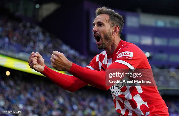 Cristhian Stuani of Girona FC celebrates scoring his team's first goal during the LaLiga match between Real Valladolid CF and Girona FC at Jose...