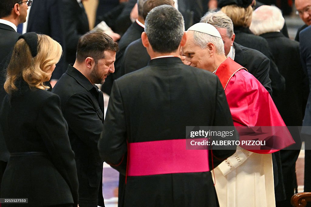 TOPSHOT-VATICAN-MASS-INAUGURATION-POPE