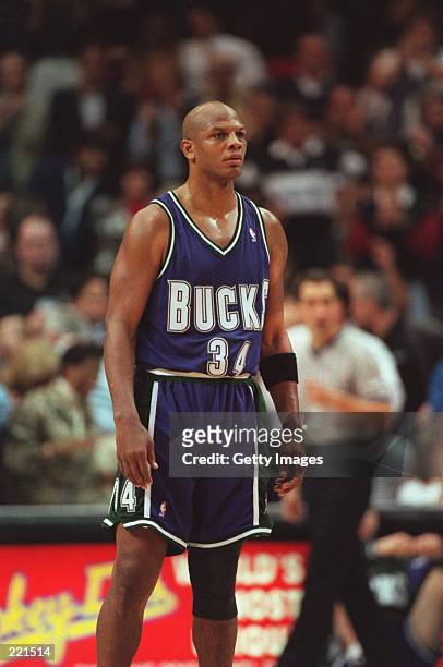 Terry Cummings of the Milwaukee Bucks during their 93-88 loss to the Orlando Magic at the Orlando Arena in Orlando, Florida. Mandatory Credit:...