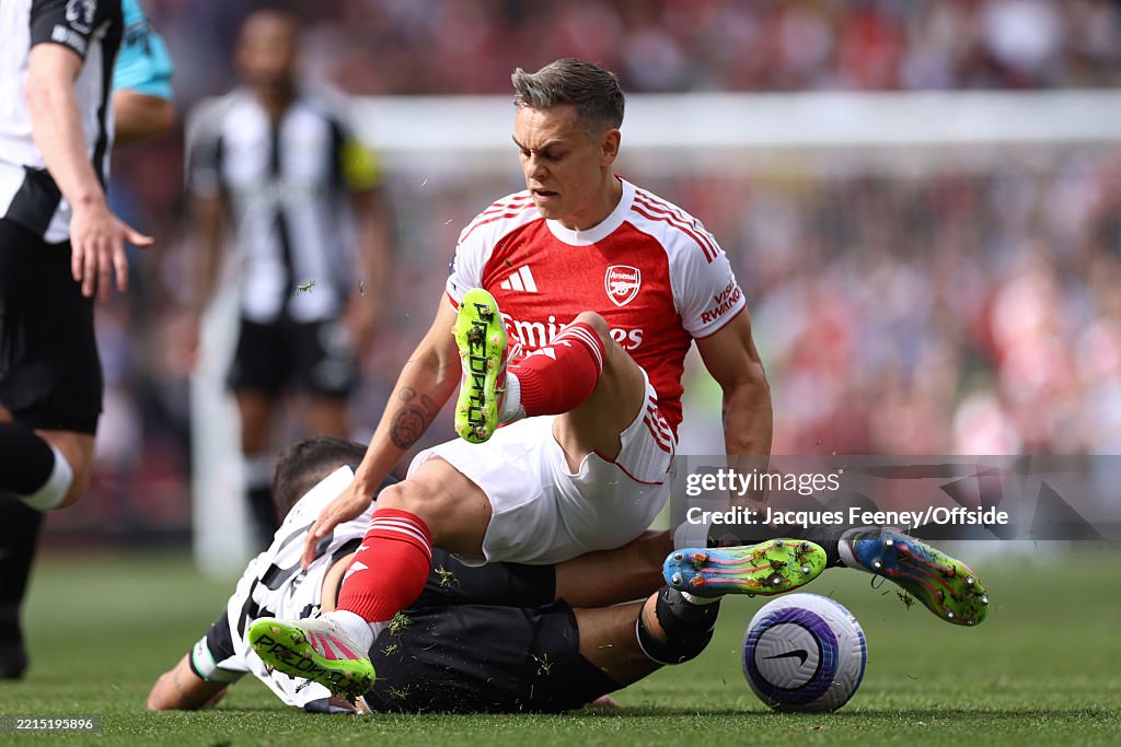 Arsenal FC v Newcastle United FC - Premier League