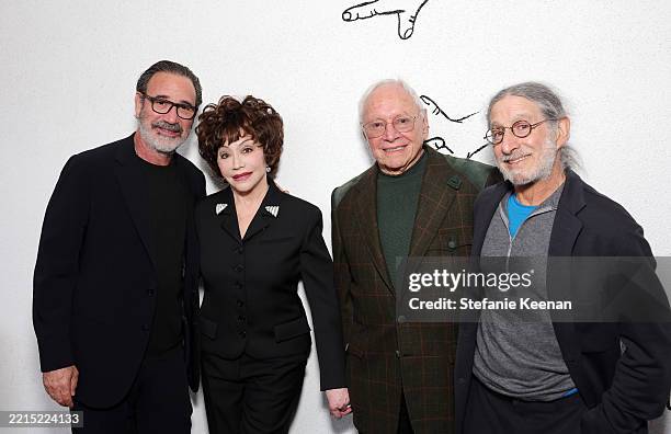 Resnick 181 Jason Resnick Stock Photos, High-Res Pictures, and Images - Getty ...