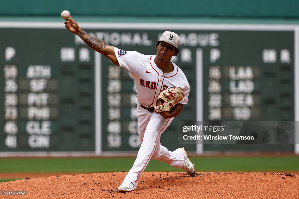 Atlanta Braves v Boston Red Sox
