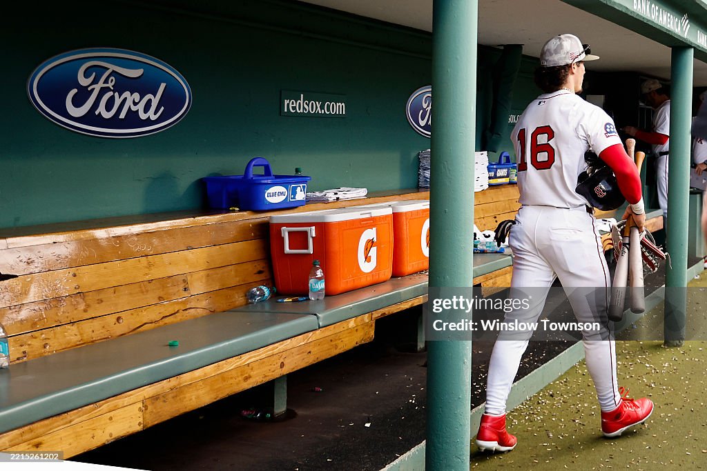 Atlanta Braves v Boston Red Sox
