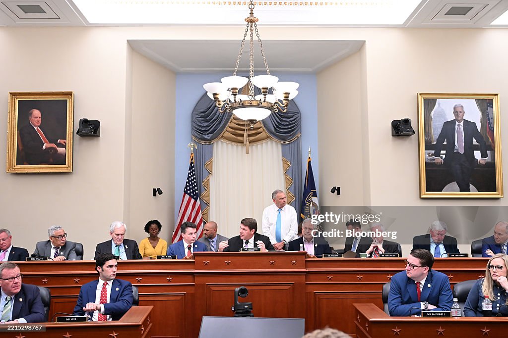 House Budget Committee Meets As GOP Splits On Cost