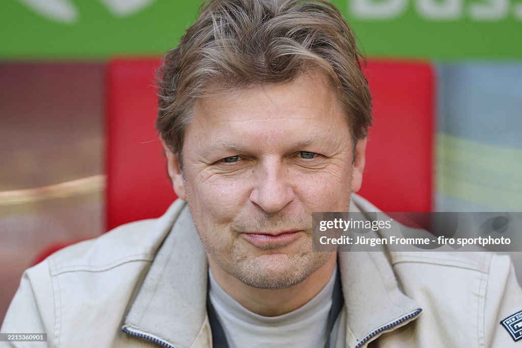 Fortuna Düsseldorf v FC Schalke 04 - Second Bundesliga