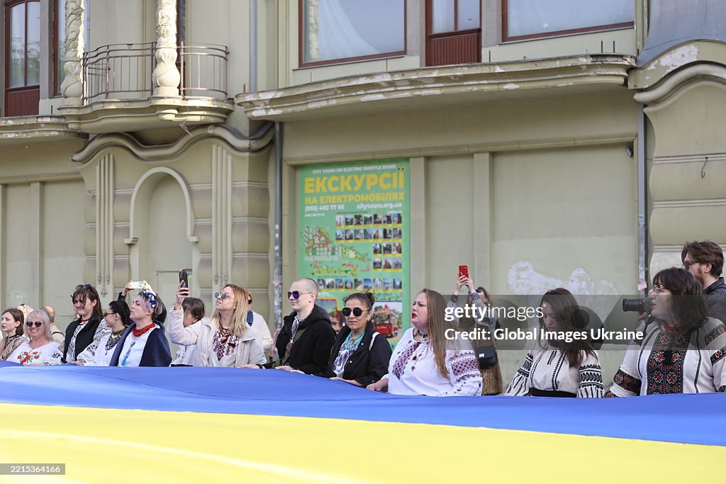 Ukrainian Vyshyvanka Day In Odesa